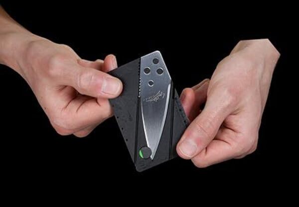 Credit Card Folding Knife – Ultra Slim & Easy to Carry