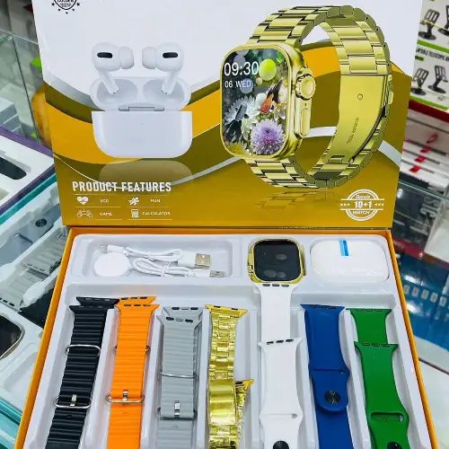 Crown M70 Smartwatch with Earbuds